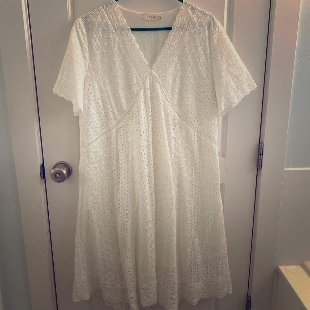Roolee! Pretty white lace dress!